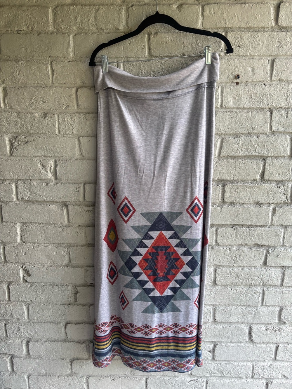 HERAFIT Made in the USA Light Gray Aztec Print Maxi Skirt - Women's
